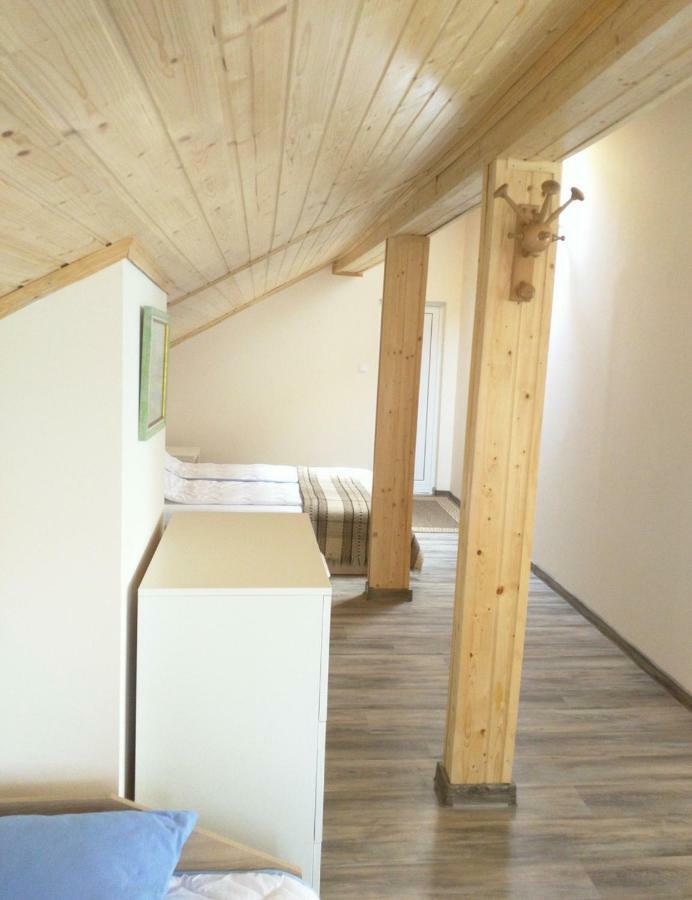 Guest House Ezerets Buitenkant foto